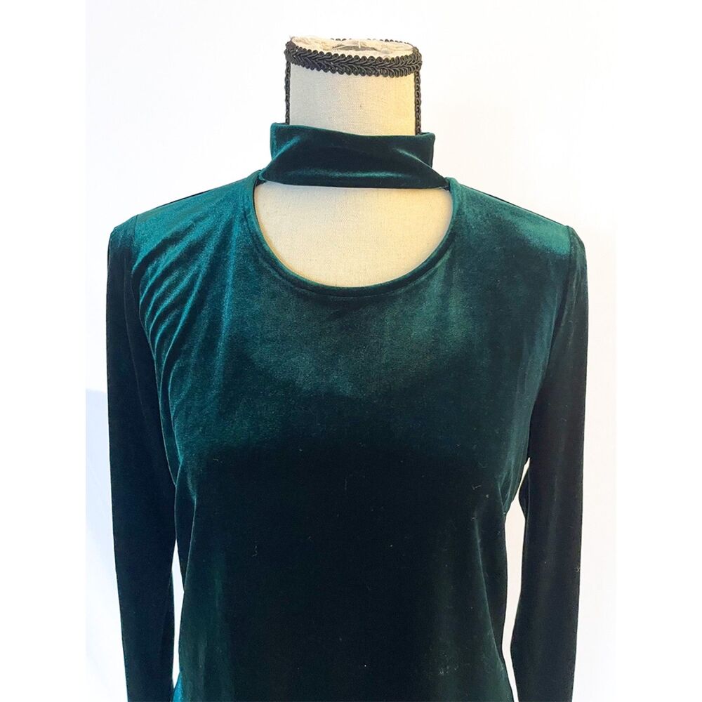 T Tahari Mock Neck Long Sleeve Top | Emerald Green Velvet Irena Knit, NWT